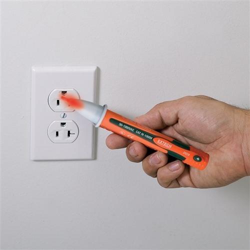 Extech DV24: Wide Range AC Voltage Detector/Flashlight - anaum.ca