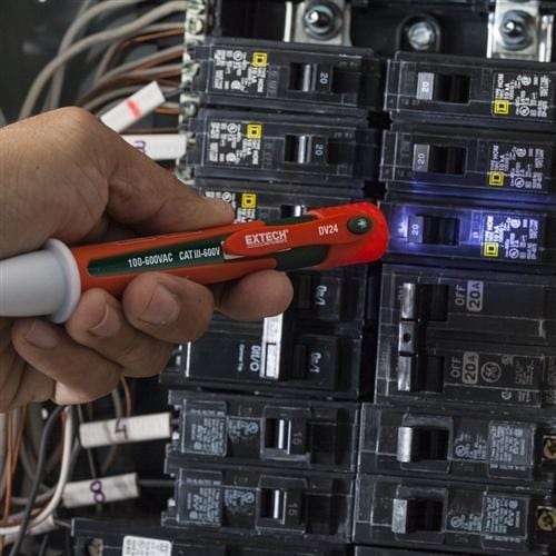 Extech DV24: Wide Range AC Voltage Detector/Flashlight - anaum.ca